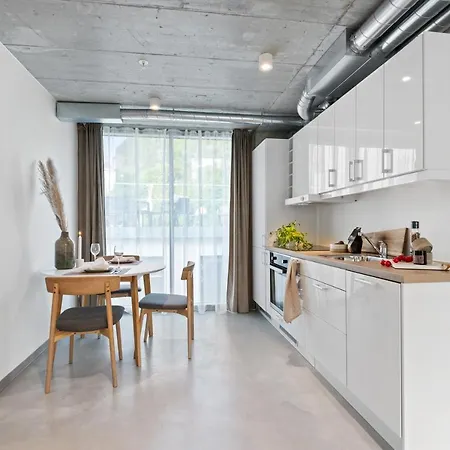 Aalesund アパートホテル オーレスン